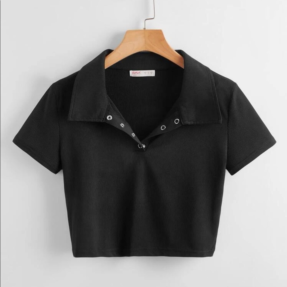 NWOT Collared Cropped T-Shirt